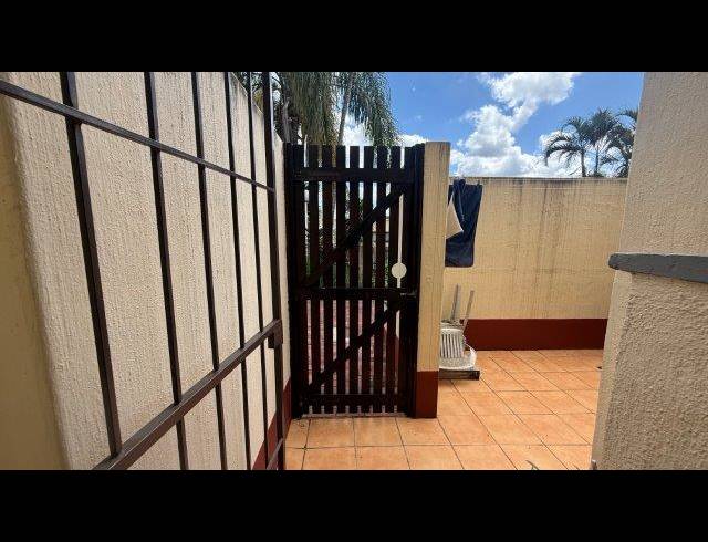 1 BEDROOM DUPLEX FOR SALE IN PARADISE VALLEY
